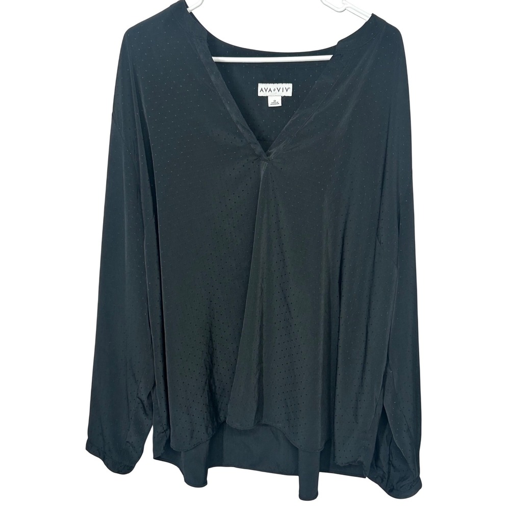 Ava‎ & Viv Black Dotted Blouse V-Neck Single Button Cuffs Women's Size 3X